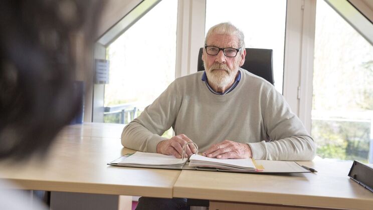 [Oldje] - Young Teacher Big Cock