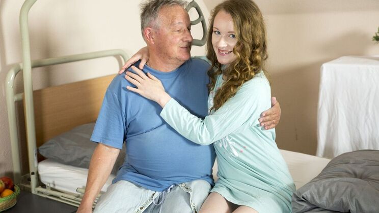 [Oldje] - Carefree Youth's Sweet Treat - Harry - Emma Fantasy