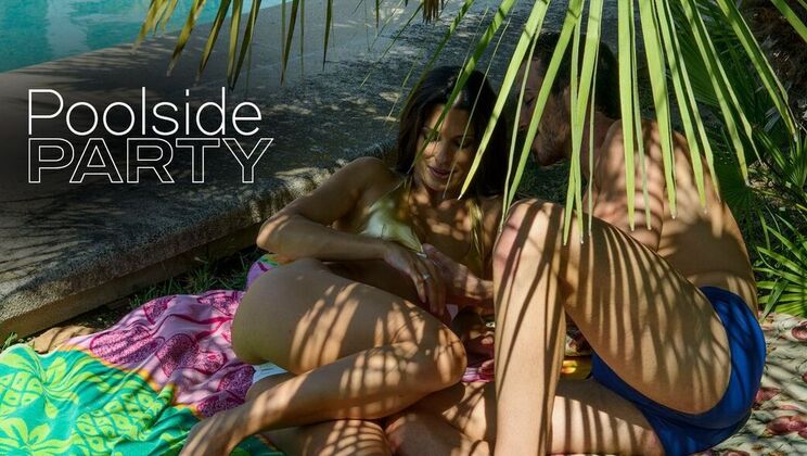 [JoyBear] - Couple Outdoor Fun - Alexa Tomas - Joel Tomas