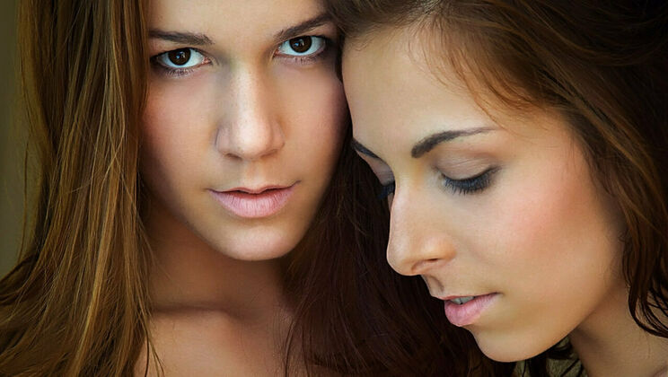 [SexArt] - Alexis And Antonia Lesbian Play