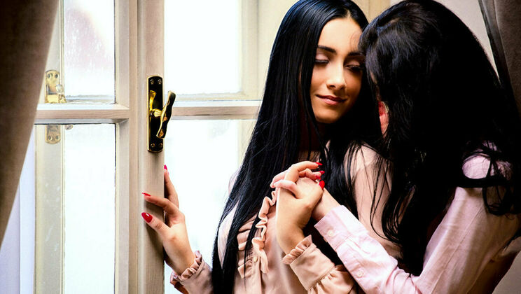 [SexArt] - Hot Brunette Lingerie Dance - Anna Rose - Margot A