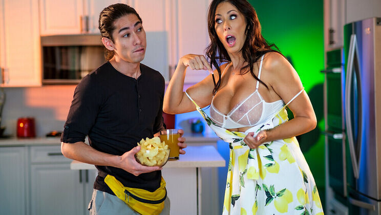 [MyFriend'sHotMom] - Reagan Foxx Big Tits Fucked By Son's Friend - Reagan Foxx - David Lee