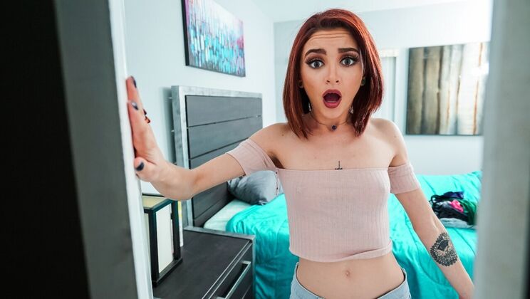 Natural Tits Petite Roommate