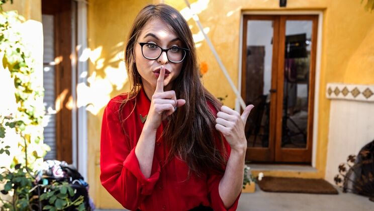 [PropertySex] - Undercover with Petite Riley