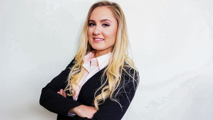 [PropertySex] - Blonde Cowgirl Sale Blues - Avalon Heart