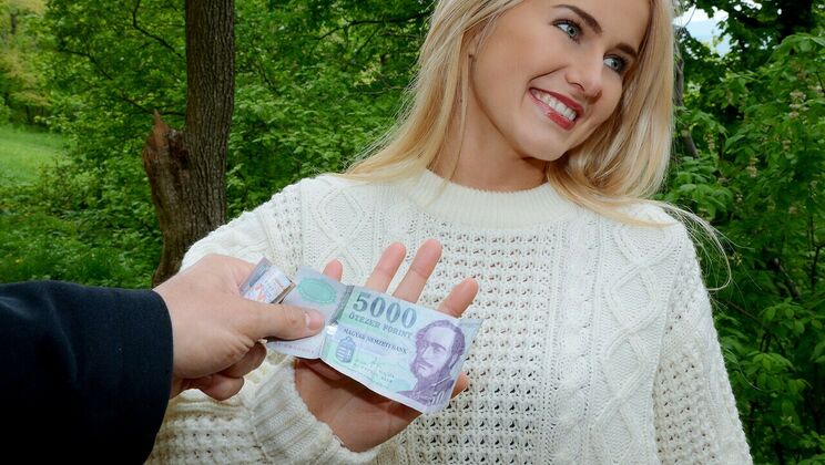 Outdoor Fuck with Blonde Aisha