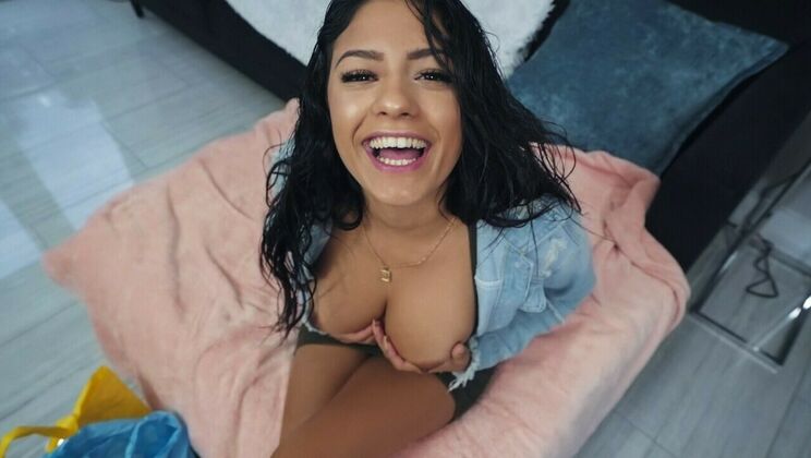 [PublicPickups] - Outdoor Doggystyle with Latina Babe