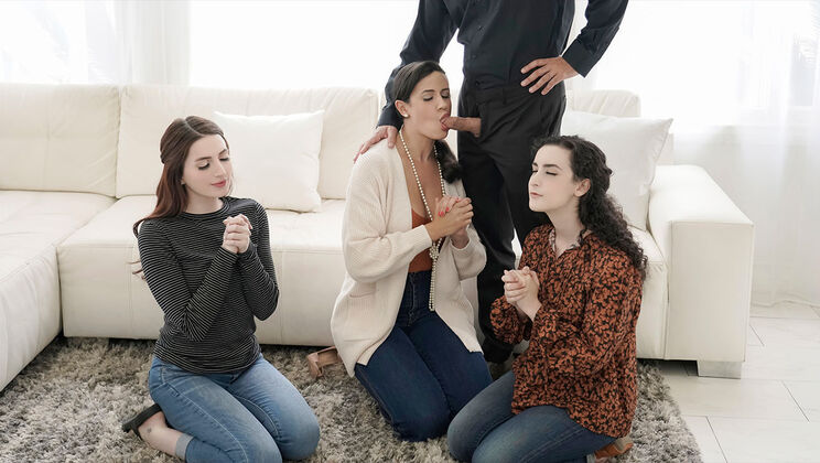 [FreeUseMilf] - Family Foursome with Big Asses and Tits