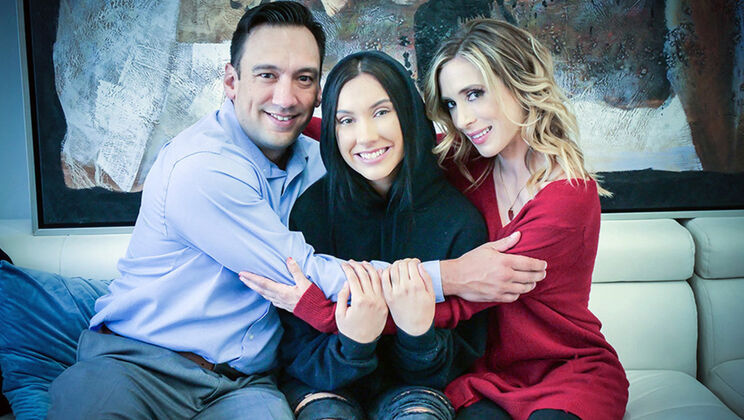 [FosterTapes] - Blonde Stepmom Seduces Younger Man - Aiden Ashley - Bobby Beefcakes - Jazmin Luv