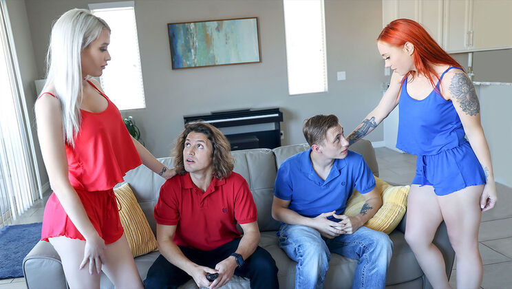 [MomSwap] - Bets Off with Blonde Bombshells