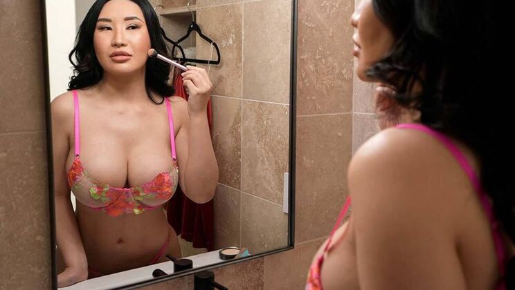 [MomIsHorny] - Stepmom Love - Big Ass and Tits