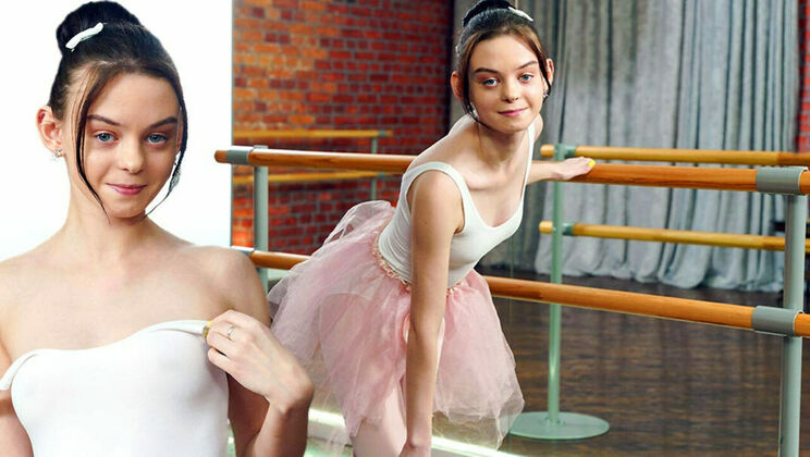 [ClubSweethearts] - Graceful yet Naughty Euro Ballerina Solo