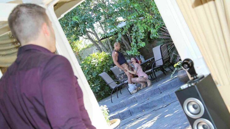 Big Tits and Tattoos: Anna Bell Peaks Unleashed