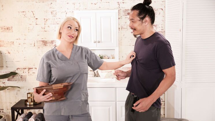 [NuruMassage] - Brunette Pussy to Mouth Pleasure