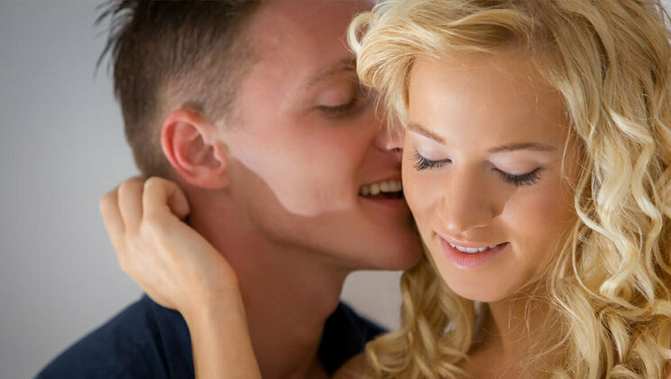 [SexArt] - Falling in Love in the City