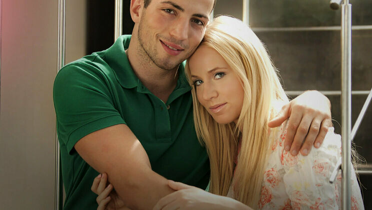 [SexArt] - Outdoor Couple Fun with Kiara and Joel - Kiara Lord - Joel Tomas