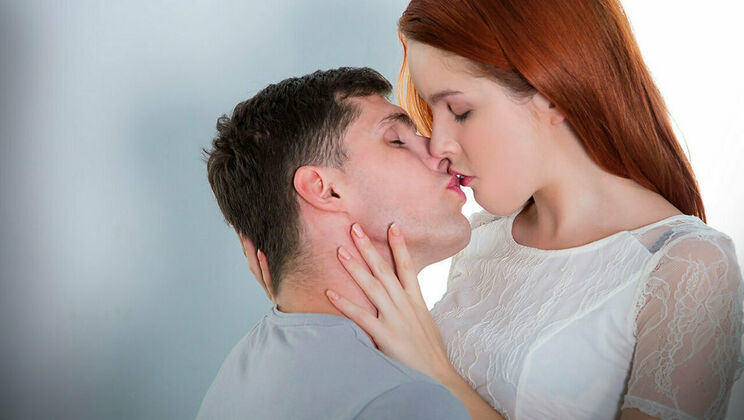 Sexy Curly Girl Striptease