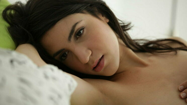 [SexArt] - Curly Brunette Luna's Masturbation Session - Luna