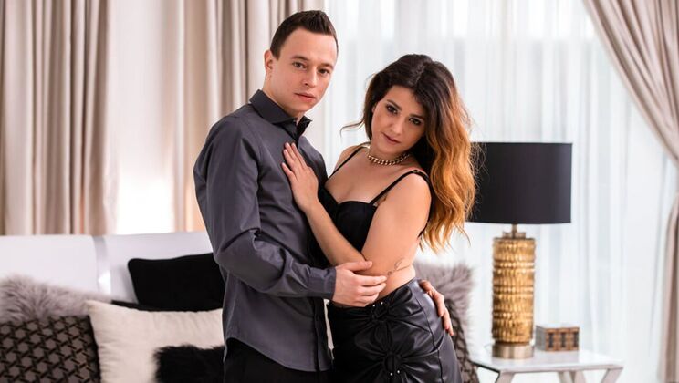 [21Sextury] - Naked and Naughty with Nikki Nuttz