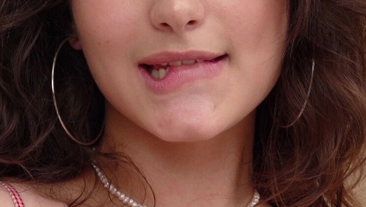 [ErikaKortiStudio] - New Teen Lola Bredly's First Anal Experience - Steve - Lola Bredly