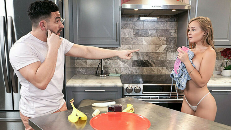 [SpyFam] - The Perfect Practice with Green and Queen - Peter Green - Natalia Queen