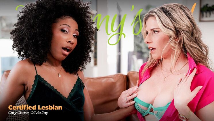 [Girlsway] - Stepmom Lesbian Encounter