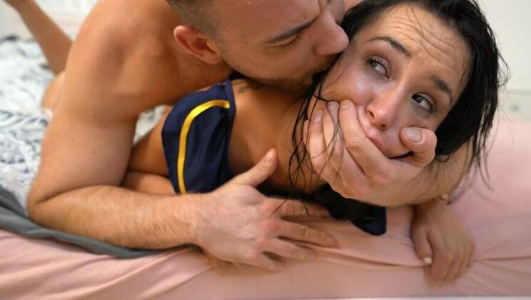 Rough Anal For Petite Freya Dee With Facial Finish