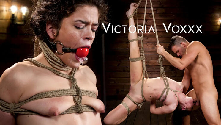 Brunette Victoria Voxxx Bondage Fuck