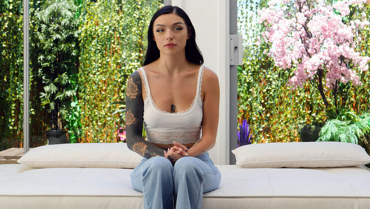 [CastingCouchHD] - Violet Tries Out for the Part - Violet