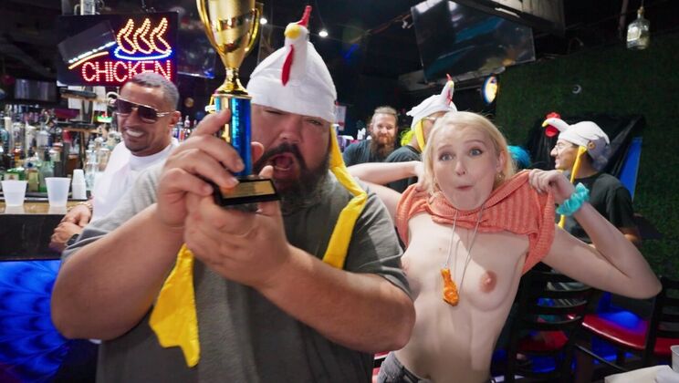 [MOFOS] - Phoebe Blue Gets Messy with Tony Rubino in Blowjob and Facial Action - Tony Rubino - Phoebe Blue