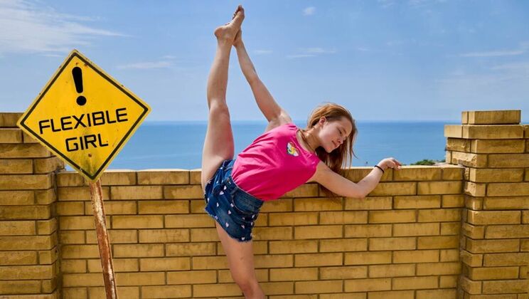 Teen slut Nicole Murkovski rubs her wet pussy hard