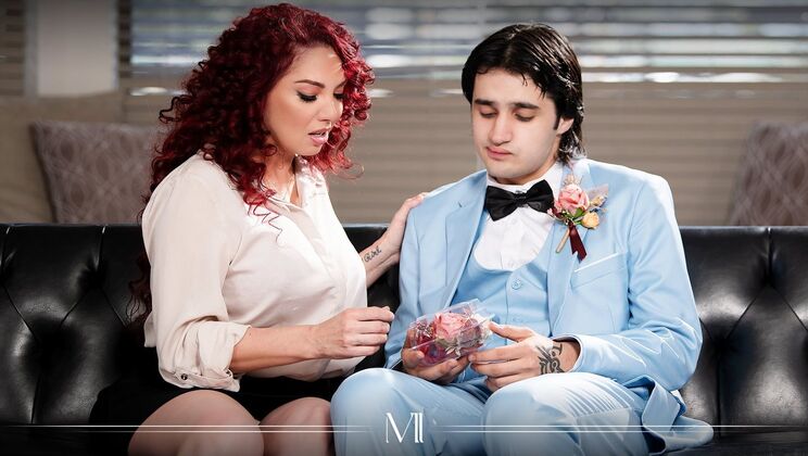 MILF Kiki D'Aire with Piercing Fucks Young Guy Rough