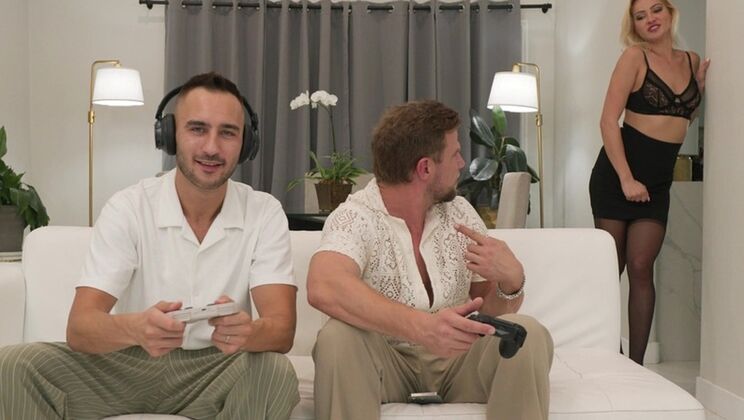 [PornWorld] - Blonde Cherry Kiss Seduces Neighbours for Hardcore DP and Facial Fun GP3119