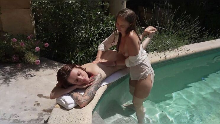 [Ersties] - Hot Lesbian Massage: Alice E and Alice N Get Oiled and Kiss - Alice N (Ersties) - Alice E (Ersties)