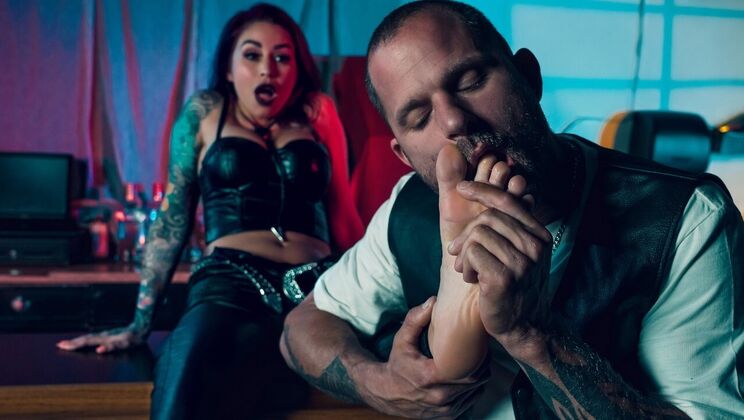 [DigitalPlayground] - Muscular Scott Nails Pounds Redhead In Multiple Positions - Monique Alexander - Scott Nails