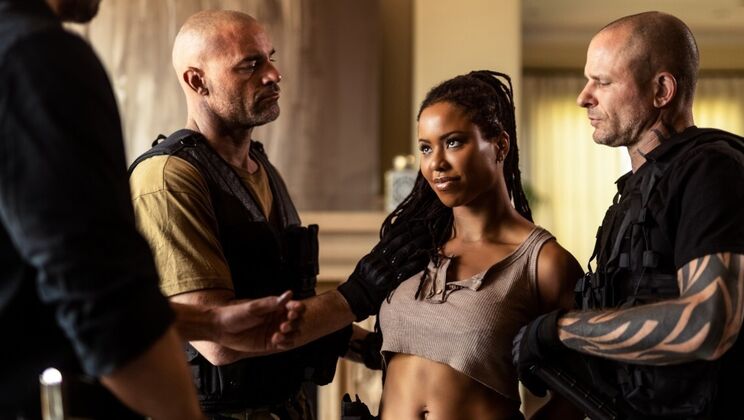 [DigitalPlayground] - Interracial Fuck with Piercings - Doggystyle Anal, Titty Fuck, Facial - Kira Noir - Alex Jones