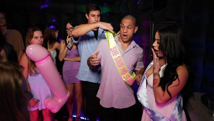 [RKPrime] - Brunette Shows Off Big Tits During Blowjob and Cowgirl Ride - Mike Ox - Diamond Franco