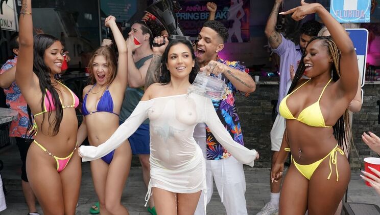 [RKPrime] - Outdoor Missionary Sex With Brunette In Bikini - Mike Ox - Mira Luv